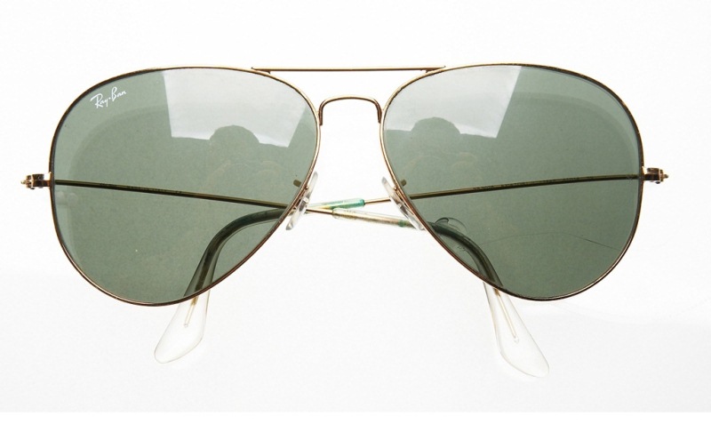 oculos-estilo-aviador-ray-ban-para-otica-dax-carlos-bessa.jpeg