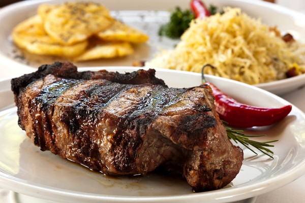 Churrasco ao estilo argentino: bife de chorizo, do Parrilla São José