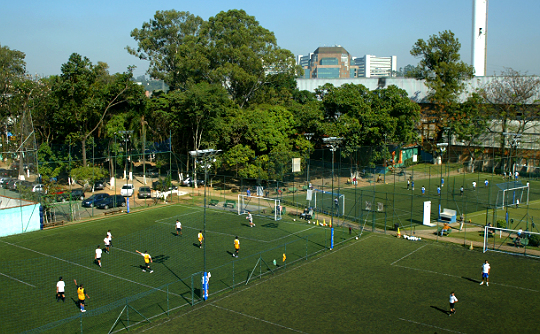 Quadras de futebol society da Companhia Paulista de Society