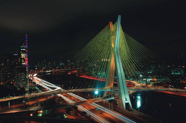 Ponte Estaiada, no Brooklin Ponte Estaiada, no Brooklin