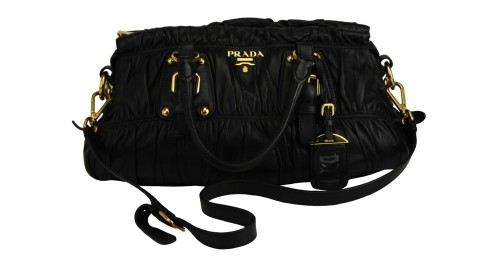 prada-gauffre-preta-1-e1431373973107