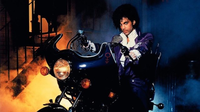 Purple Rain, estrelado por musical, é o primeiro filme da Virada Cultural no CineSesc