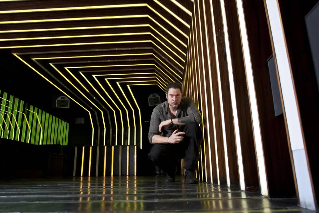 Renato Ratier, da D-Edge: “Quero unificar diferentes formas da arte com a música eletrônica”