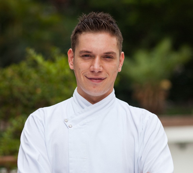 Benny Novak convida Rodolfo De Santis para chefiar a Tappo Trattoria