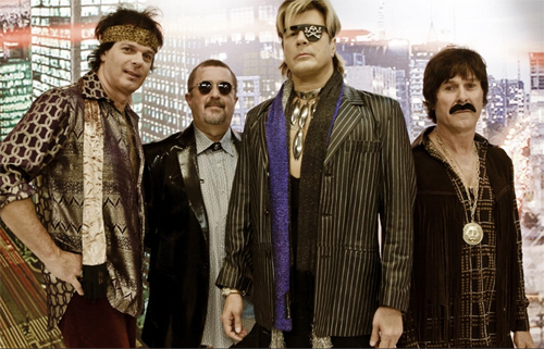 Estranheza do dia: RPM faz homenagem a David Bowie em clipe