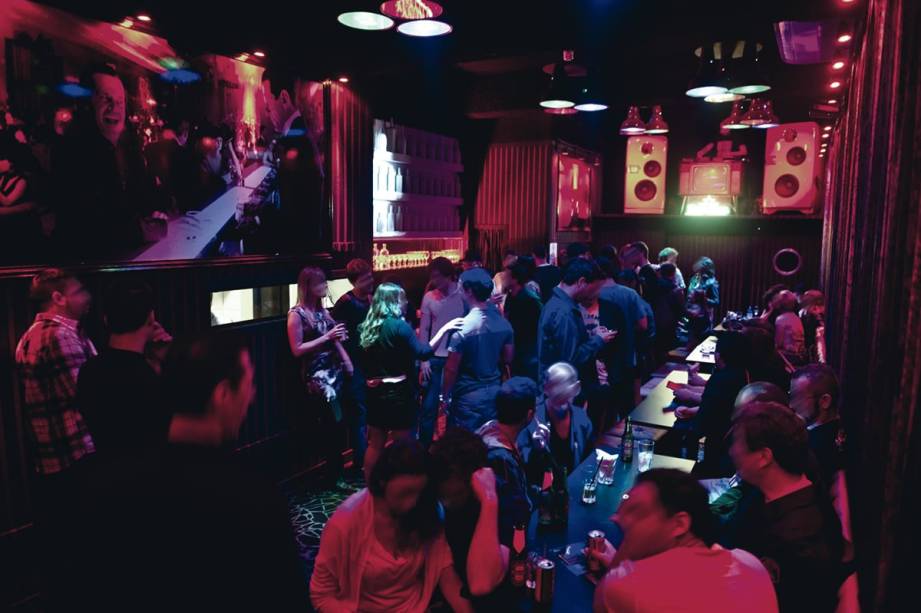 Mono Club: casa no Baixo Augusta tem um toque retrô Mono Club: casa no Baixo Augusta tem um toque retrô