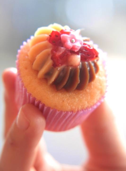 sos-cupcakes.jpeg