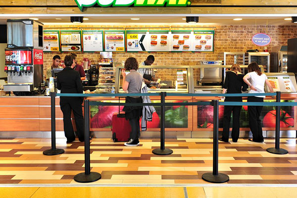 Subway muda logotipo após 15 anos