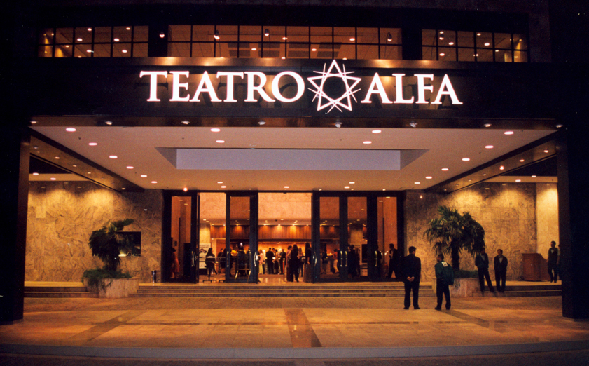 Fachada do Teatro Alfa Fachada do Teatro Alfa
