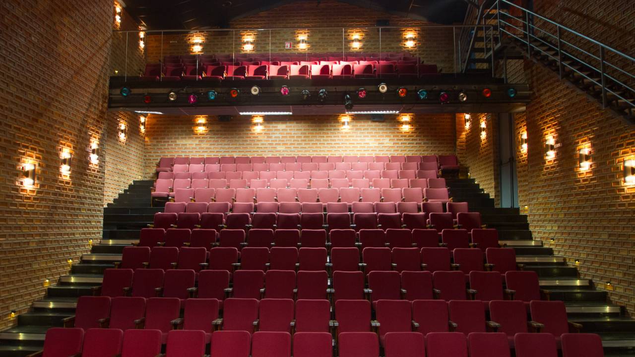 teatro-viradalata-baixa.jpeg