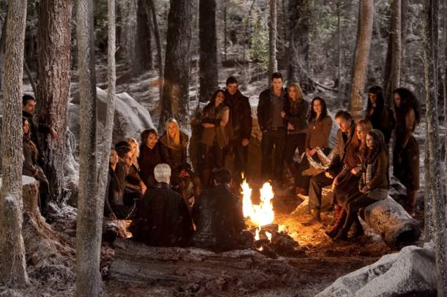 Amanhecer - Parte 2: capítulo final da saga estrelada por Robert Pattison e Kristen Stewart Amanhecer - Parte 2: capítulo final da saga estrelada por Robert Pattison e Kristen Stewart