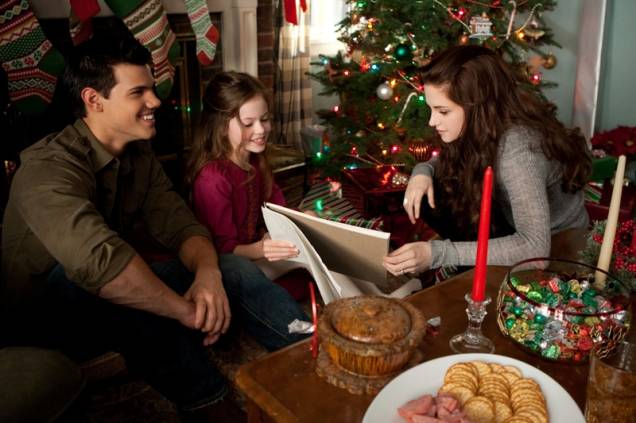 Amanhecer - Parte 2: capítulo final da saga estrelada por Robert Pattison e Kristen Stewart Amanhecer - Parte 2: capítulo final da saga estrelada por Robert Pattison e Kristen Stewart