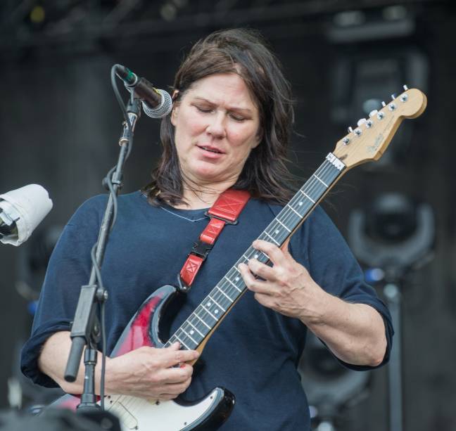 Kim Deal, da banda The Breeders