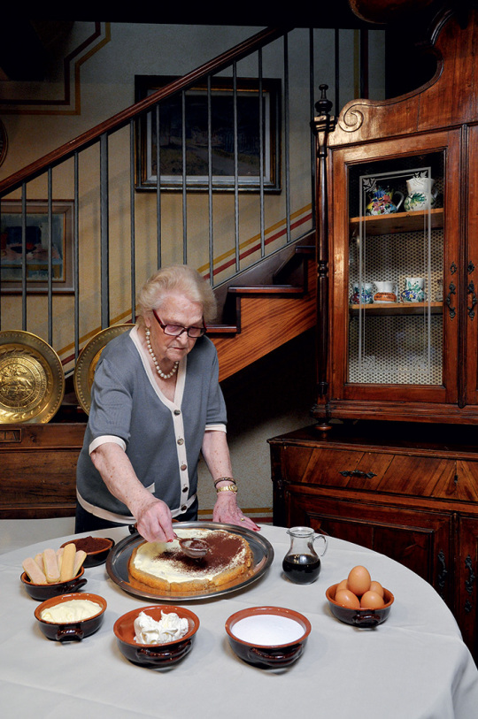 Alba Campeol, de 82 anos: dividi a autoria da receita com o confeiteiro, Roberto Linguanotto (Foto: Gabriele Coassin e Francesco Russo)