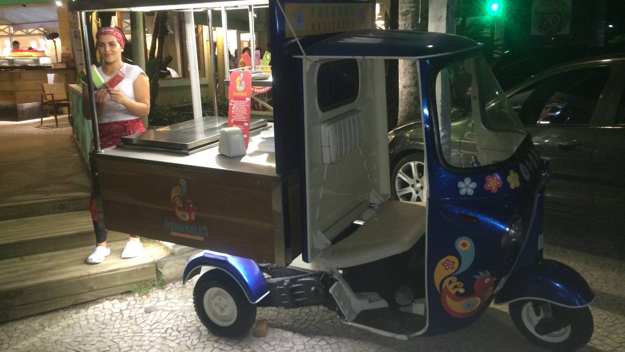 tuk-tuk