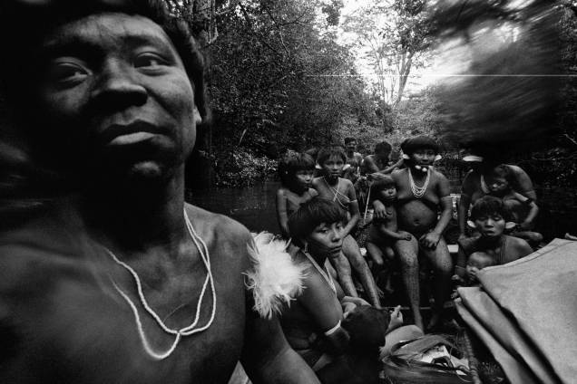 Yanomami Amazonas (1974), fotografia de Claudia Andujar Yanomami Amazonas (1974), fotografia de Claudia Andujar