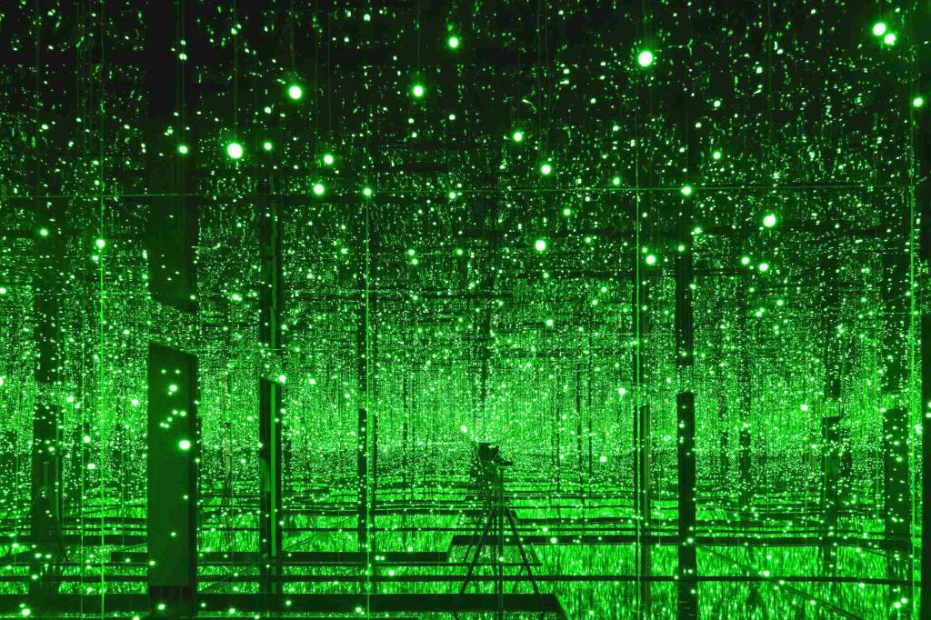 yayoi-kusama-filled-with-the-brilliance-of-life-2011-cortesia-de-la-galeria-victoria-miro-londres-verde