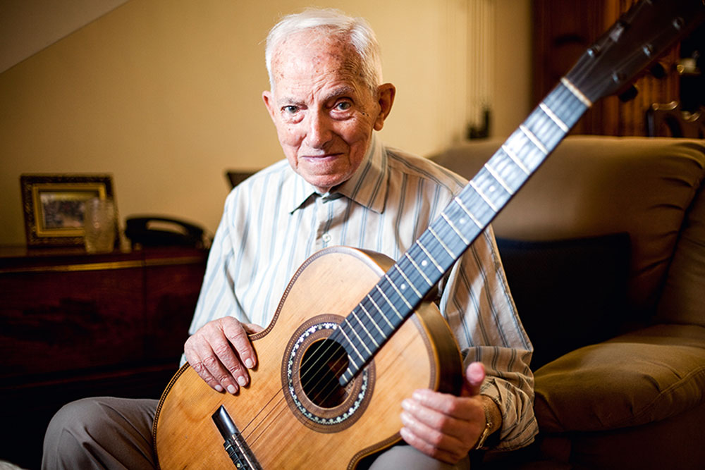 Ernesto Paulelli Ernesto Paulelli