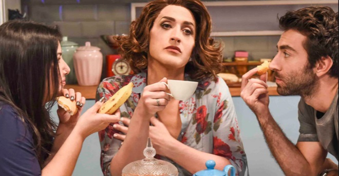 Imagem mostra Paulo Gustavo caracterizado como a personagem Dona Hermínia