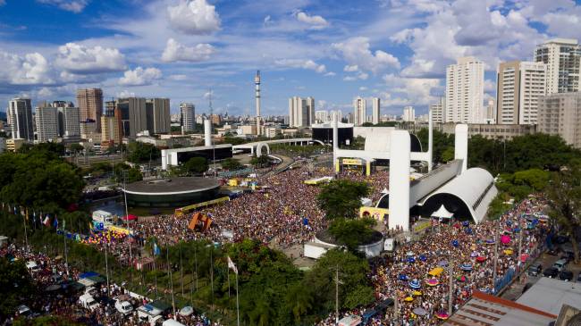 Bloco do Sargento Pimenta Memorial da América Latina carnaval de rua