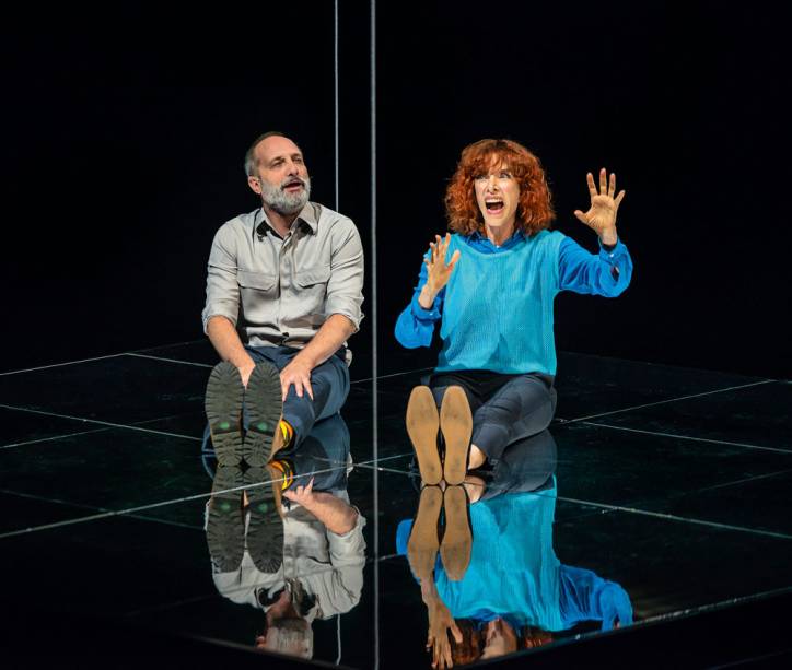 Mastropasqua e Marília Gabriela em Constelações: comédia romântica inglesa Mastropasqua e Marília Gabriela em Constelações: comédia romântica inglesa