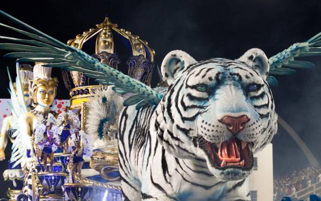 DESFILE ESCOLA DE SAMBA IMPÉRIO DE CASA VERDE NO CARNAVAL DE SP