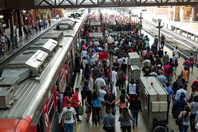 Paralisação de funcionários da CPTM em São Paulo