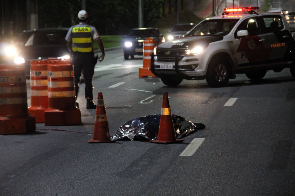 Motociclista morre em acidente na Marginal Pinheiros