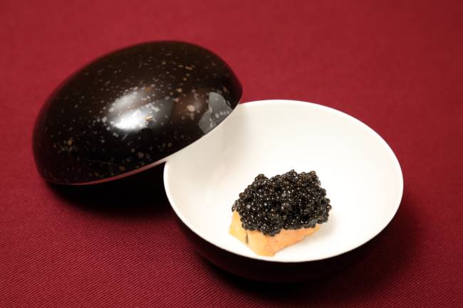 Foie_gras_caviar_Murakami