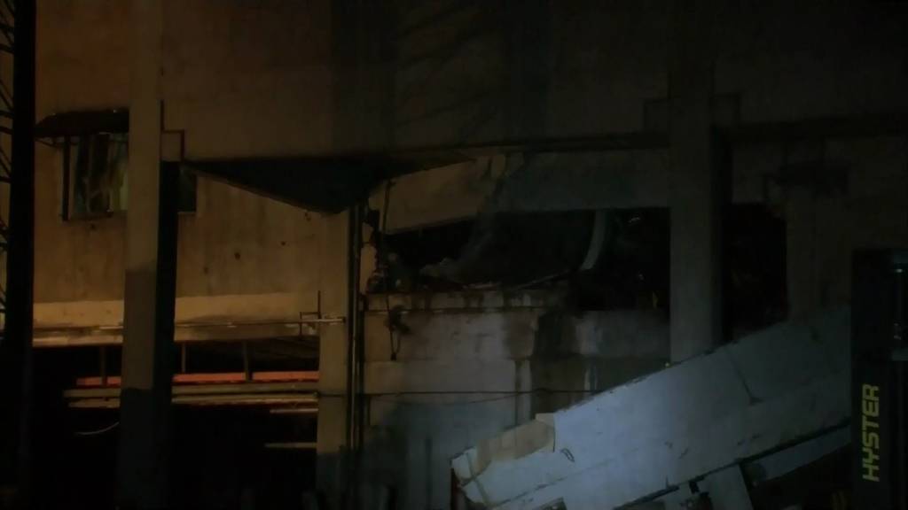 Explosão em indústria de plásticos mata três trabalhadores