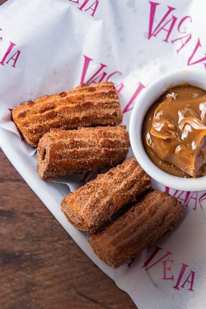 Minichurros: porção
com quatro a 15 reais,
no Vaca Véia Minichurros: porção
com quatro a 15 reais,
no Vaca Véia