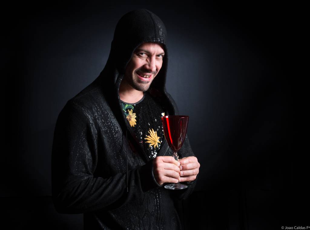 Malvino Salvador é o Boca de Ouro de Gabriel Villela