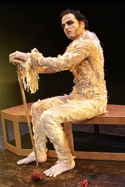 Marcos Damigo: o ator revive o Brás Cubas de Machado Marcos Damigo: o ator revive o Brás Cubas de Machado