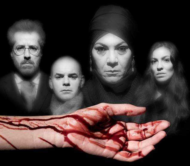 O elenco do espetáculo 'Kiev': reflexão sobre o fim da União Soviética O elenco do espetáculo 'Kiev': reflexão sobre o fim da União Soviética