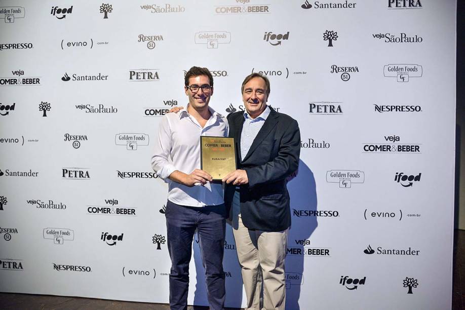 Diego e o pai, Belarmino Iglesias, do Rubaiyat: 16º prêmio pelas carnes