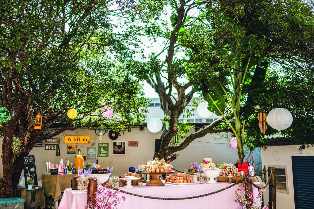 Hostels são opção para noivos que procuram cerimônias econômicas