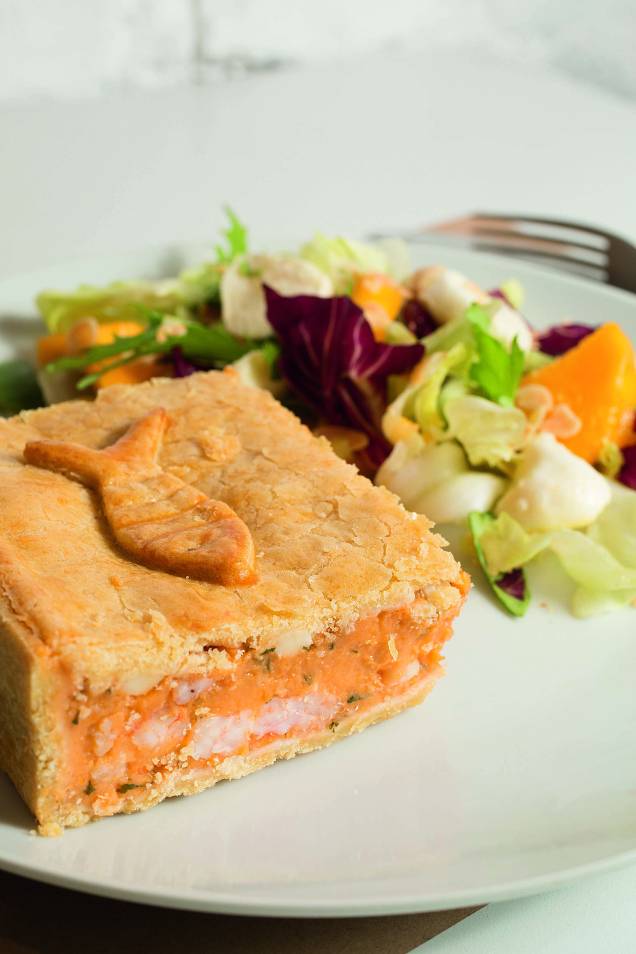 Torta de camarão: o recheio tem pedaços graúdos do crustáceo Torta de camarão: o recheio tem pedaços graúdos do crustáceo