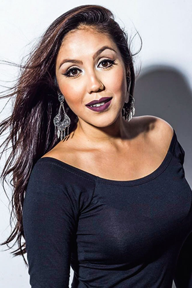 Justiça concede liberdade a mulher que atropelou três na marginal