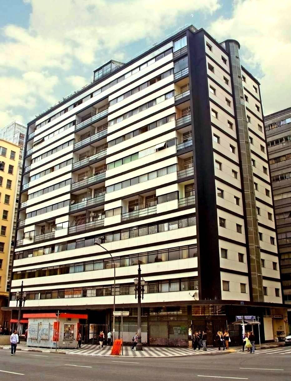 Edifício Esther na Praça da República Edifício Esther na Praça da República