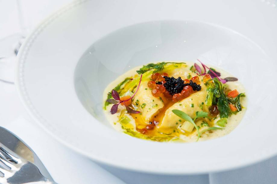 Ravióli de bacalhau e gema Ravióli de bacalhau e gema