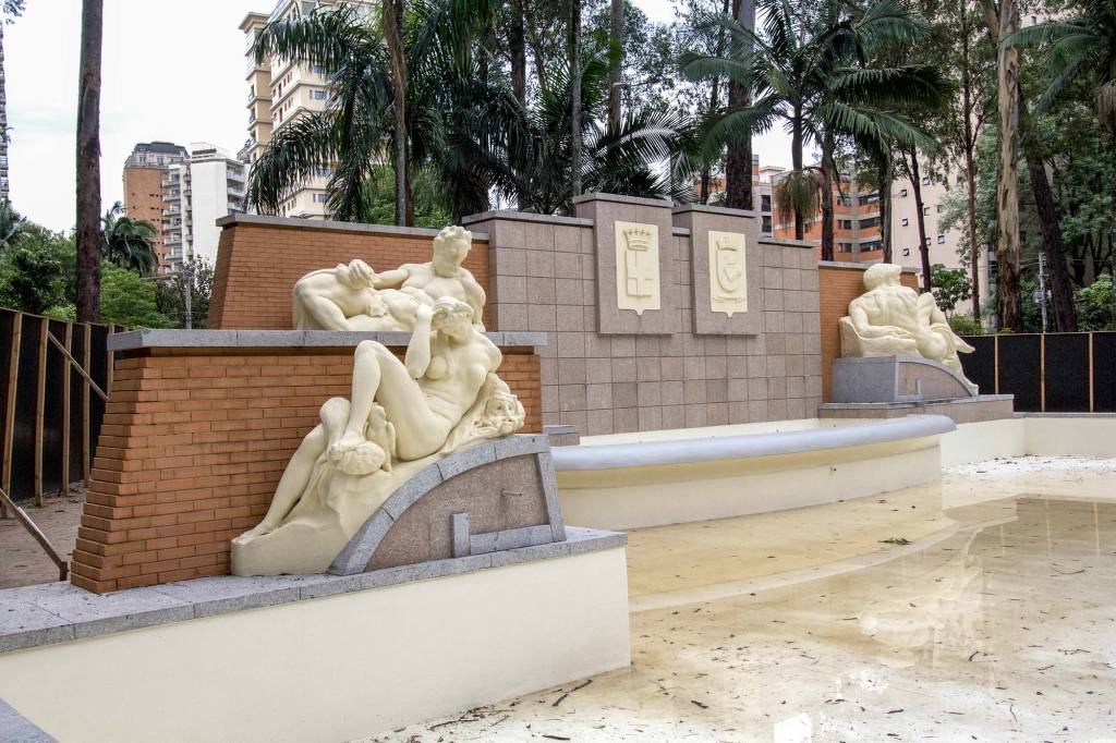 Após reforma, Praça Cidade de Milão será reinaugurada