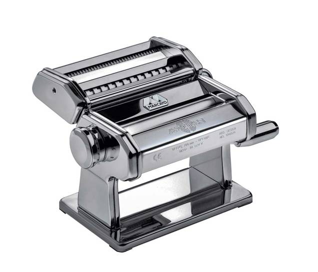 Máquina para abrir massa, R$ 429,00. Tool Box. Máquina para abrir massa, R$ 429,00. Tool Box.