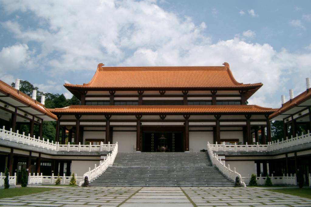 Templos combinam beleza e meditação em São Paulo