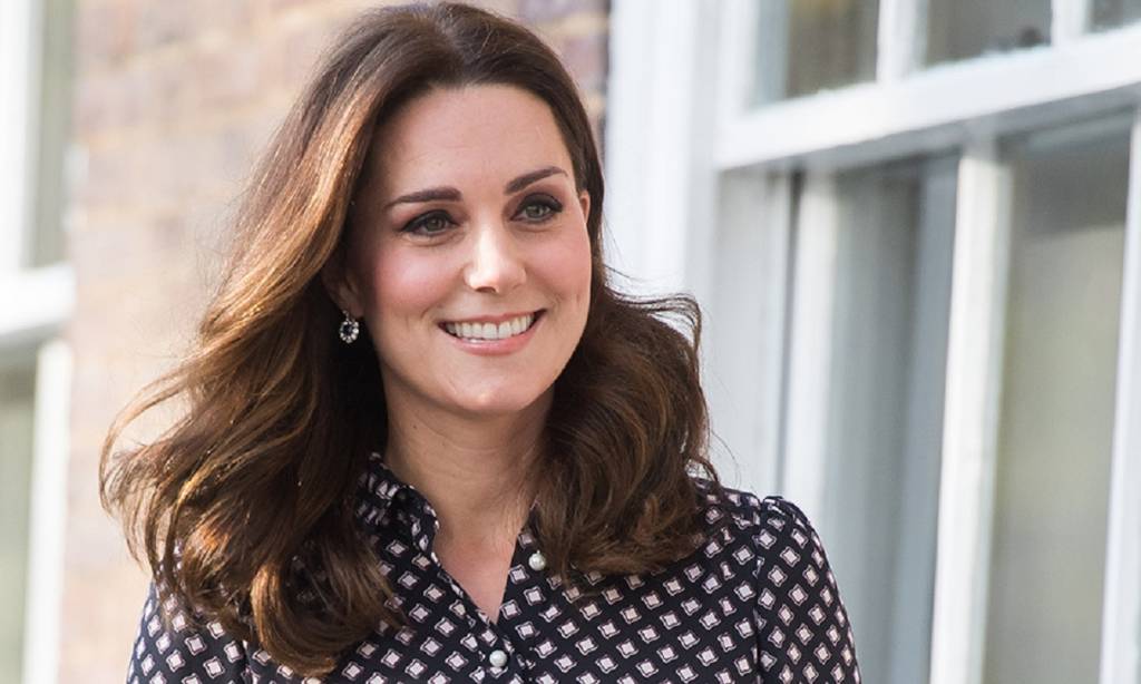Kate Middleton anuncia que está tratando um câncer