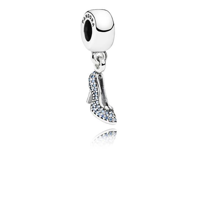 PANDORA – Charm Pendente Sapatinho de Cristal Cinderella R$ 305,00