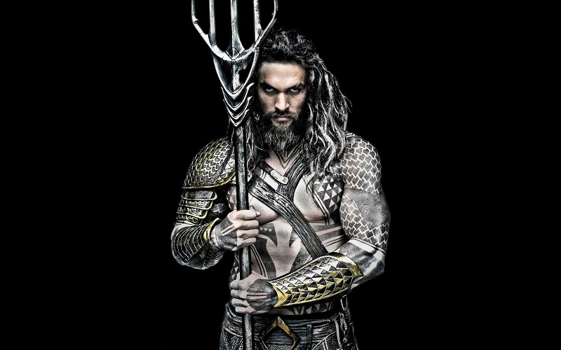 Jason Momoa é o Aquaman