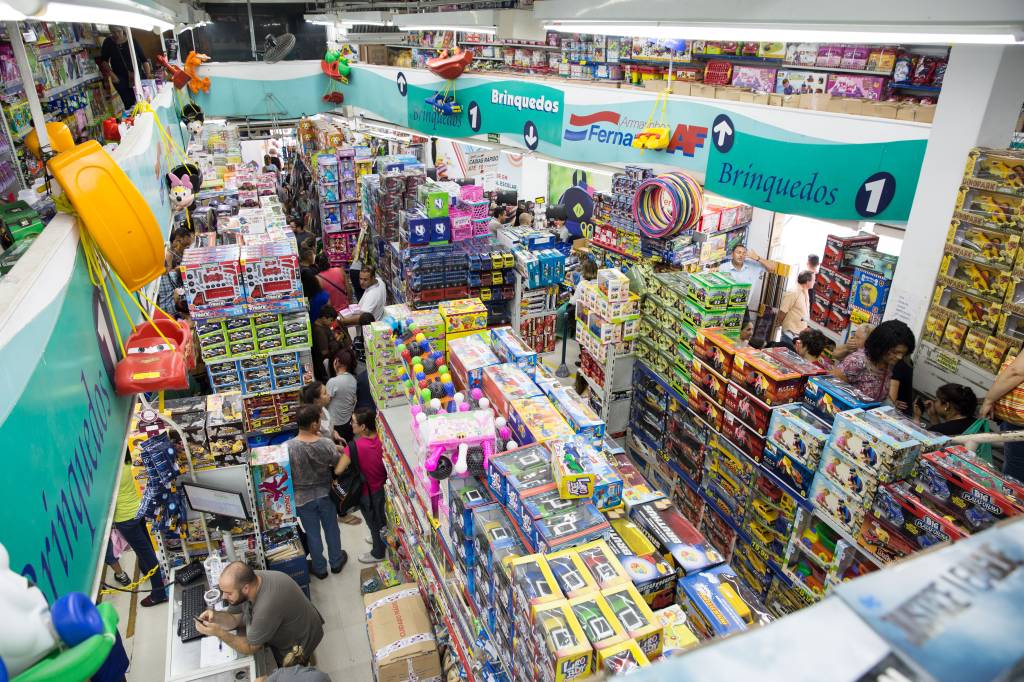 Saiba qual é a papelaria com menores preços na capital