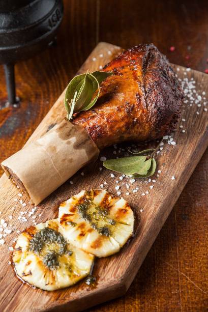 Coxa de peru com abacaxi Coxa de peru com abacaxi