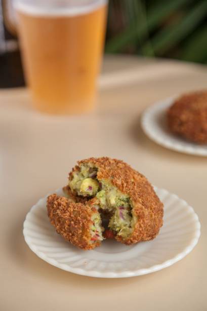 <span>Bolinho de guacamole</span> <span>Bolinho de guacamole</span>