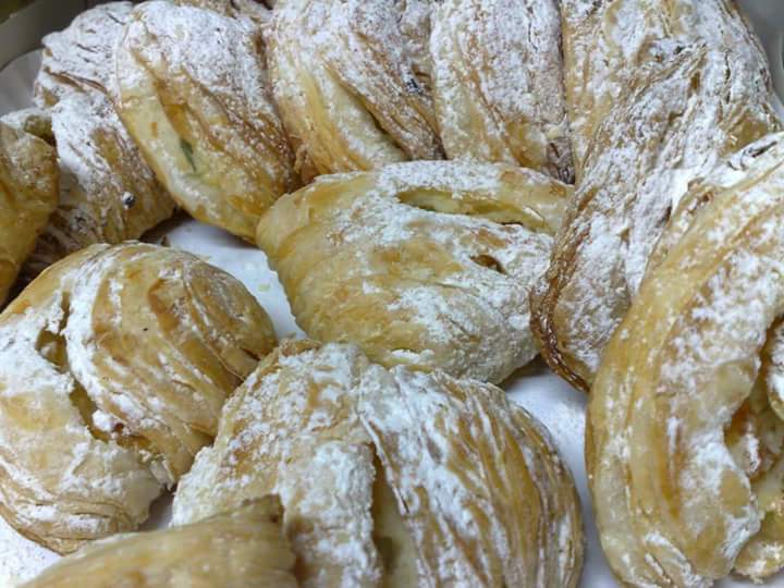 SFOGLIATELLA SFOGLIATELLA